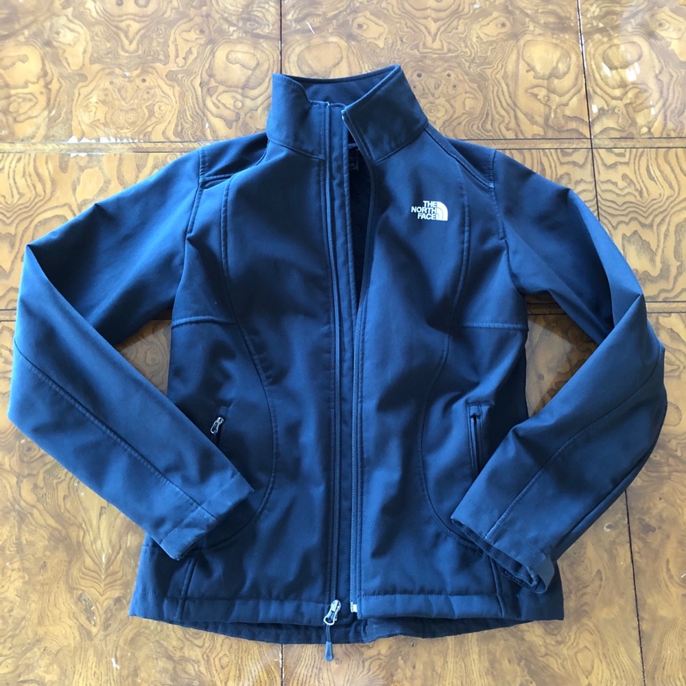 Black north face zip up